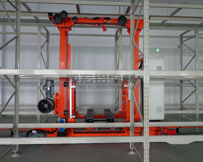 堆垛機(jī)框架