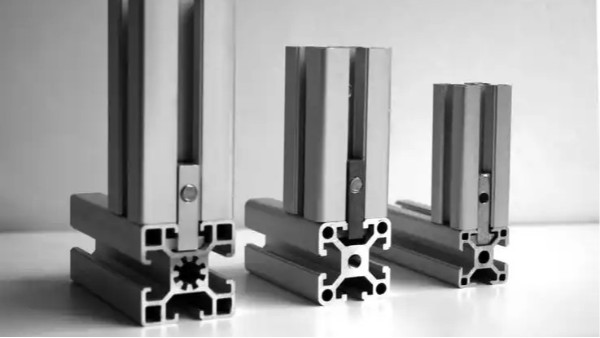 抗沖擊鋁型材！重工業(yè)車(chē)間的終極選擇